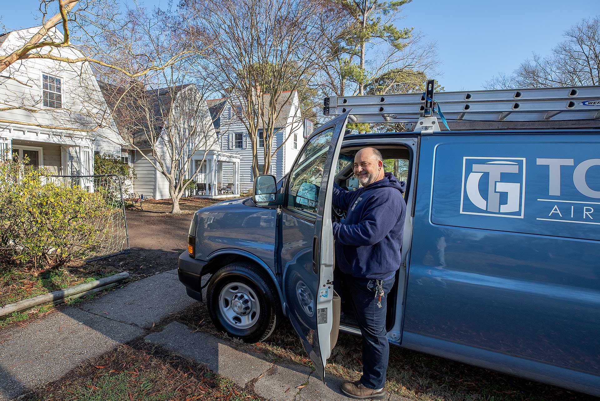 Tommy Garner Air Conditioning business vehicle